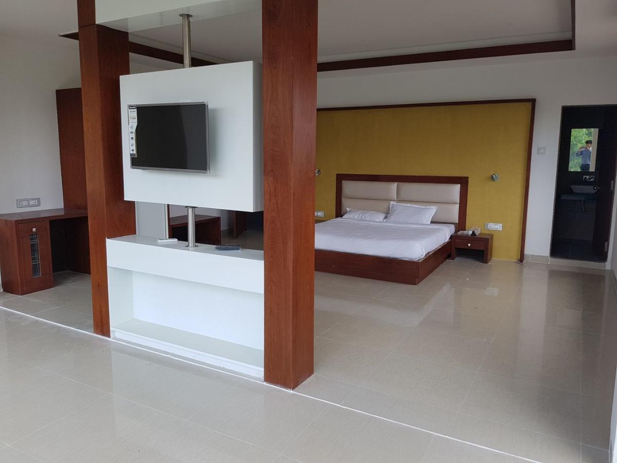 Hotel Tania Searock Daman Exterior photo